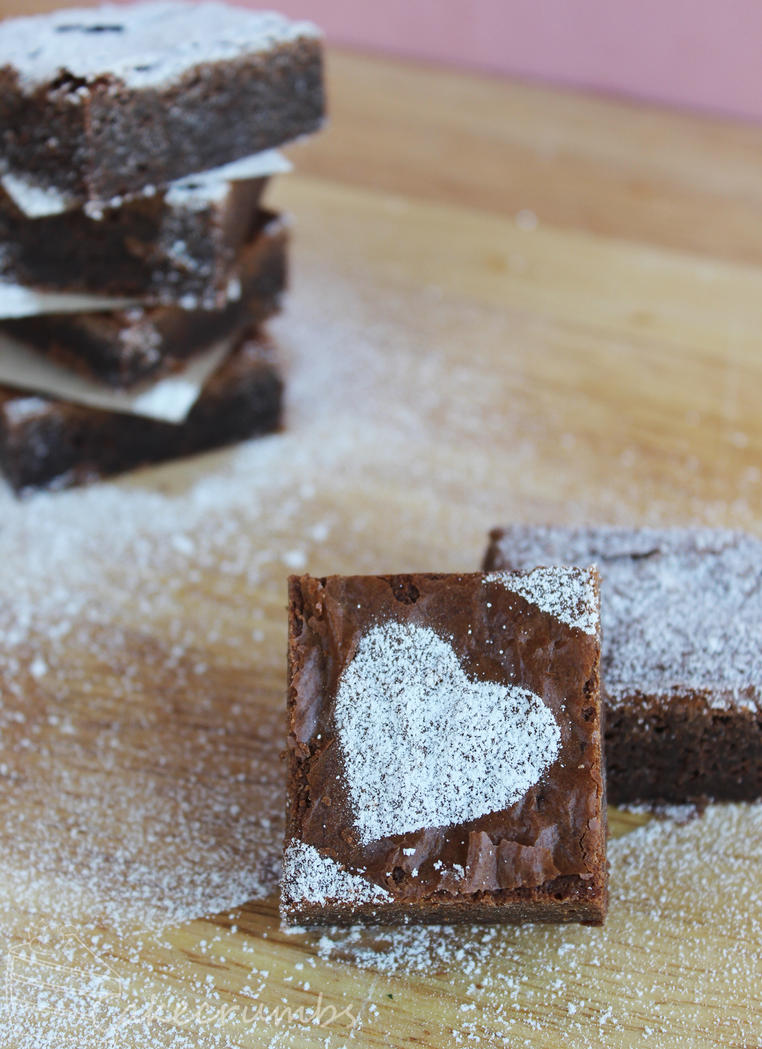 love_chocolate_brownies_by_cakecrumbs-d6